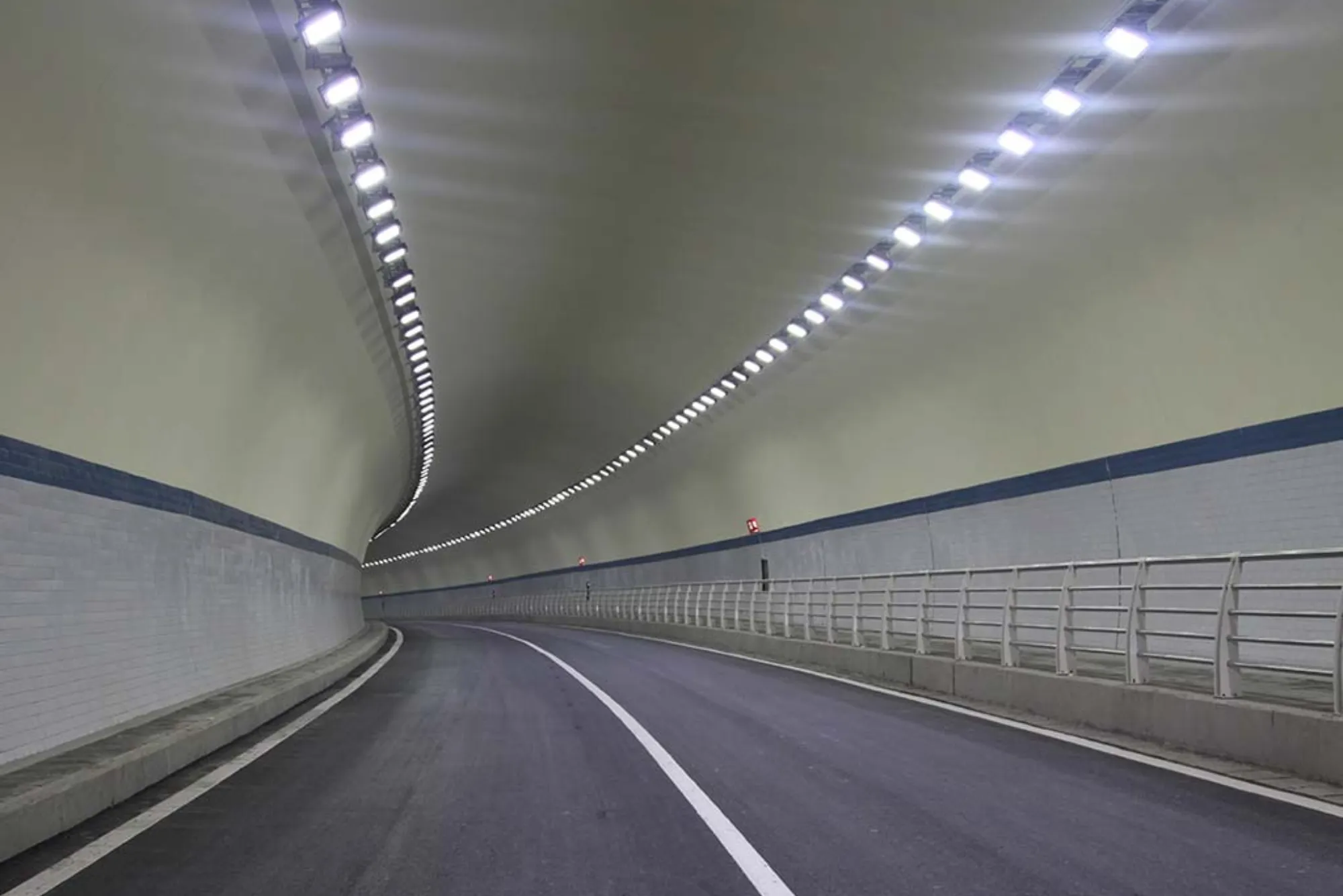 Enhancing Road and Tunnel Lighting with Done Power LED Drivers