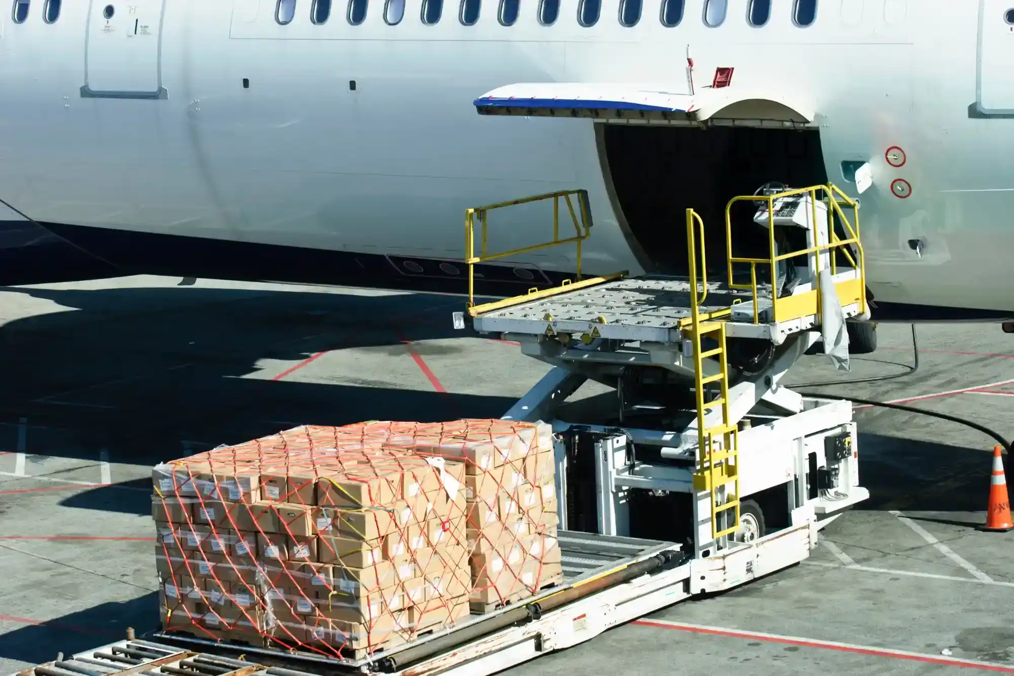 Door to Door Cargo to India